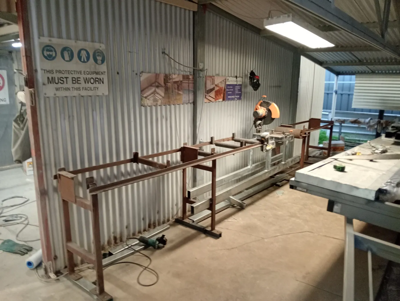 Cutting Station
