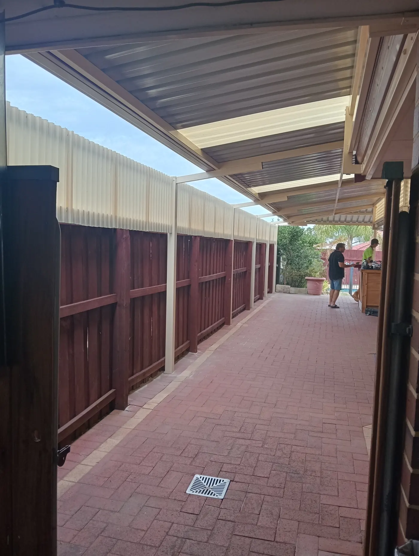 Side-Access Walkway