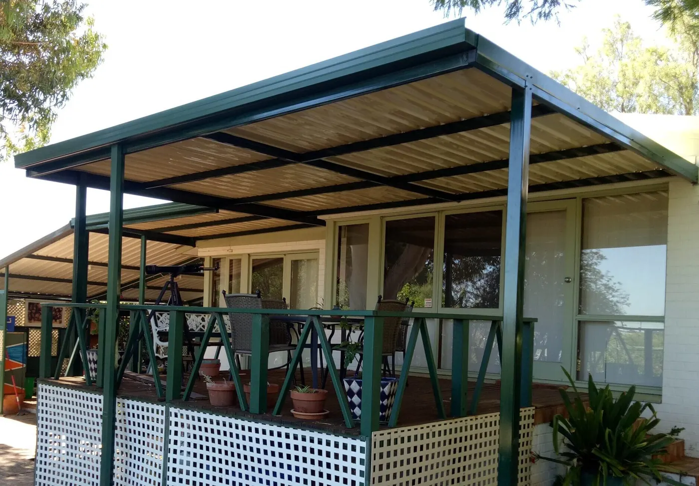 Classic Green Verandah